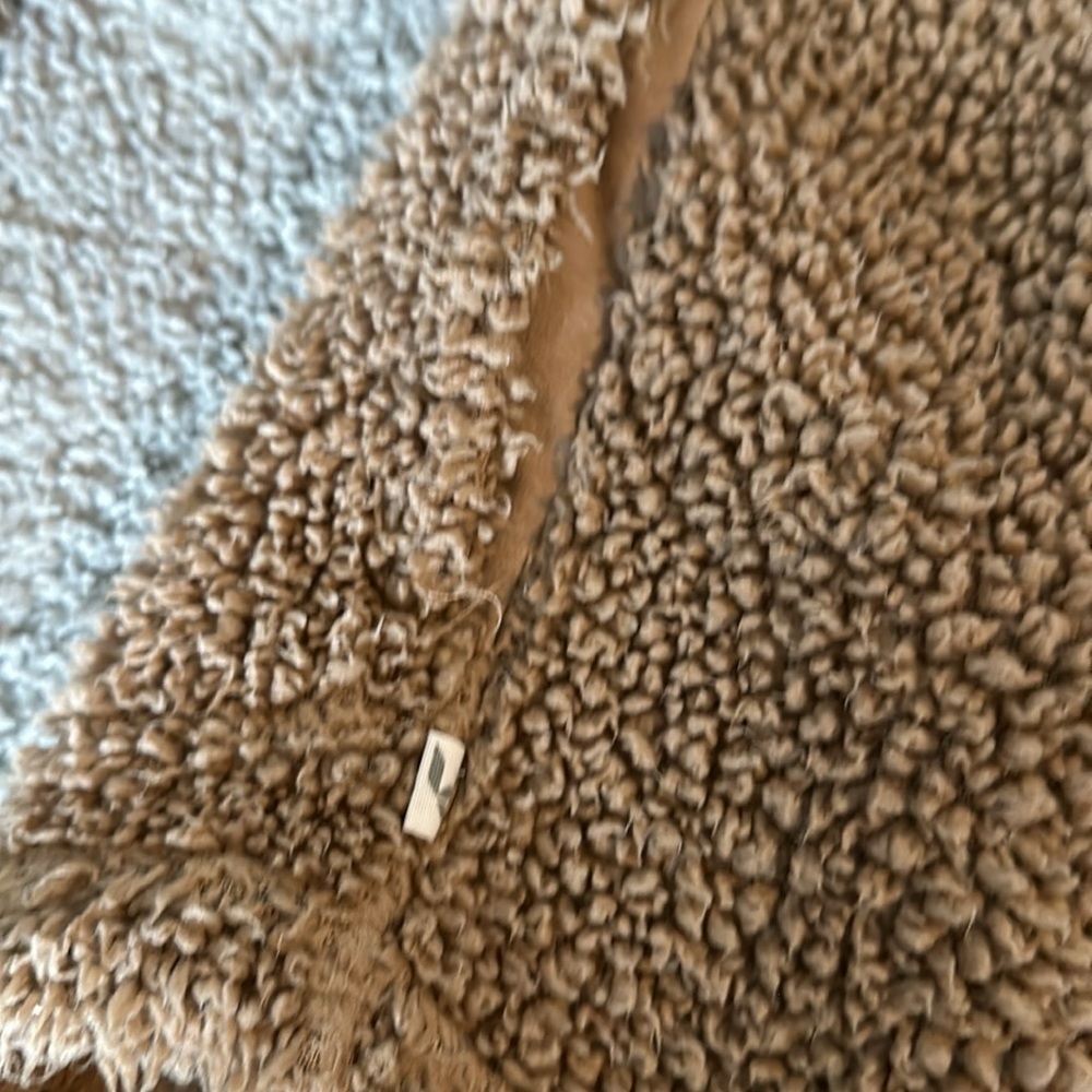 Fuzzy Pull Over - image 3